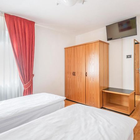 Hotel Alpina Madonna Esterno foto
