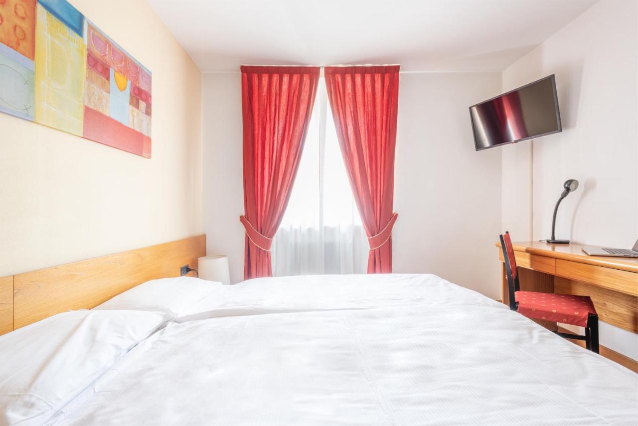 Hotel Alpina Madonna Esterno foto