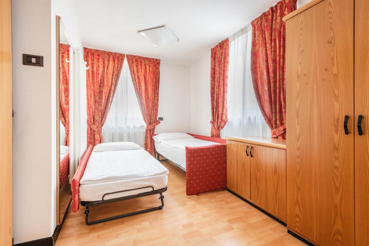 Hotel Alpina Madonna Esterno foto